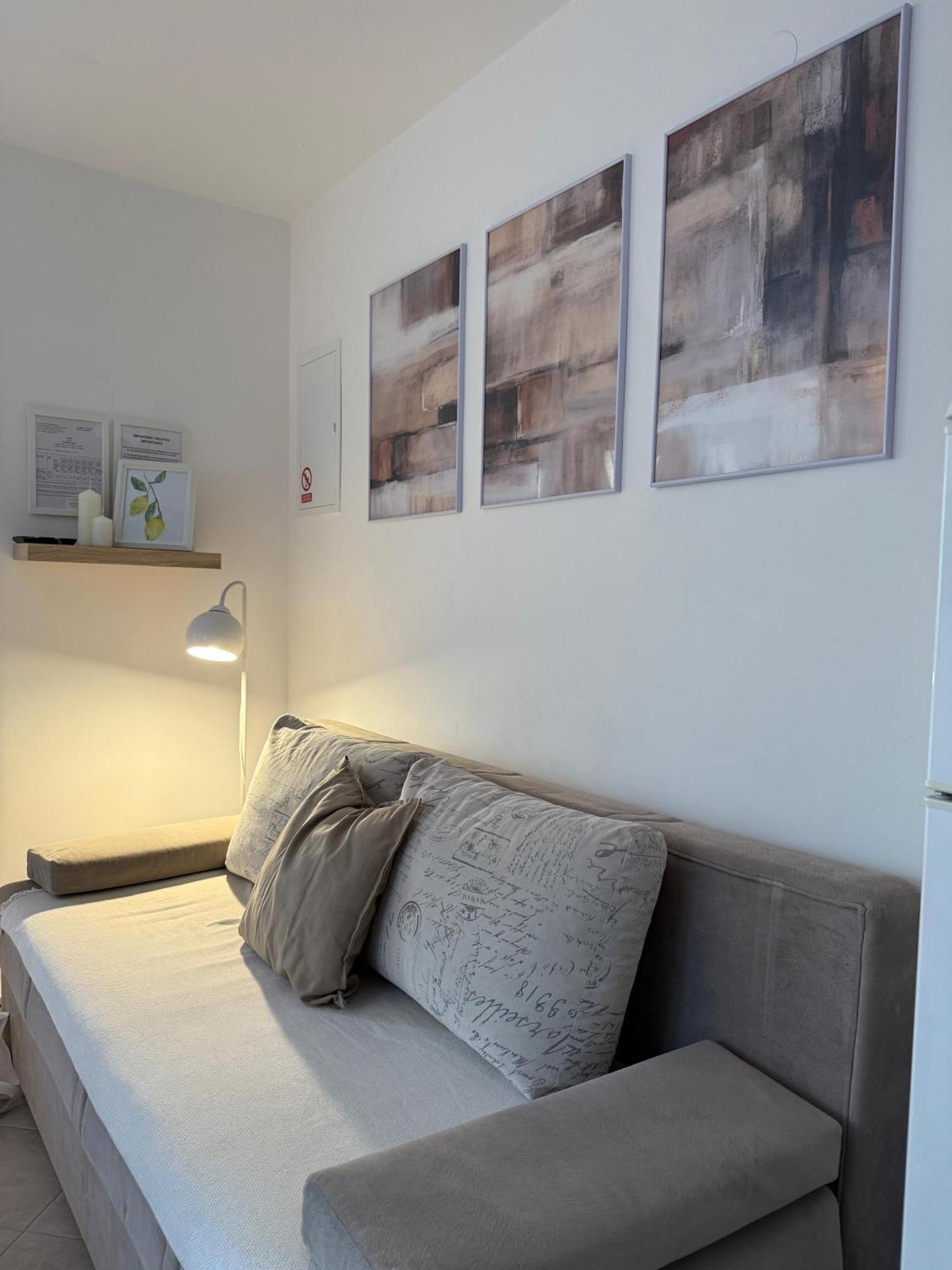 Apartmani Samec Novalja Eksteriør billede