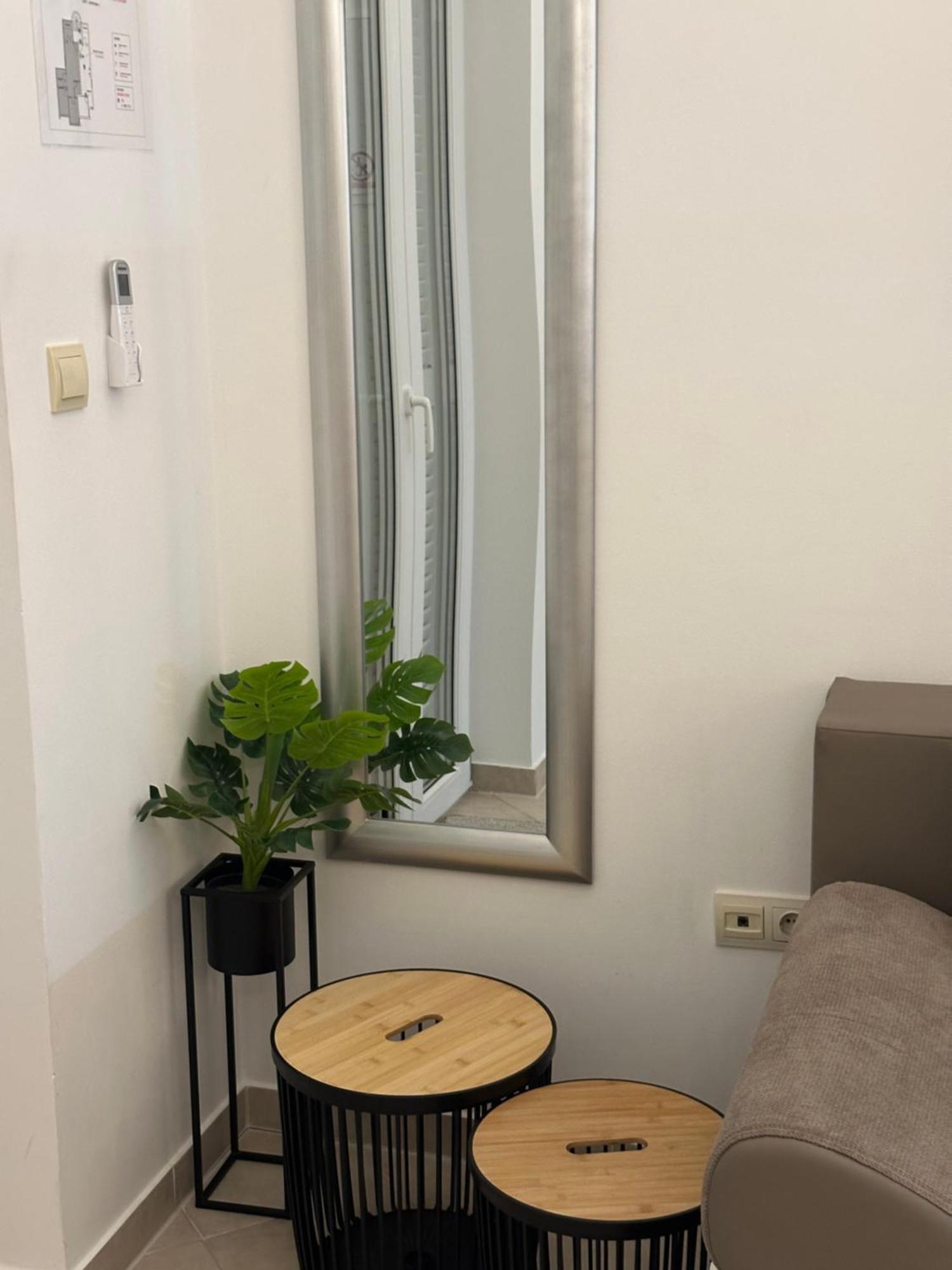 Apartmani Samec Novalja Eksteriør billede