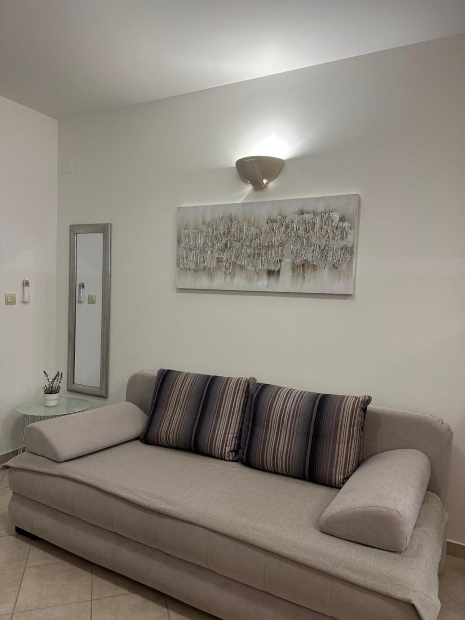 Apartmani Samec Novalja Eksteriør billede